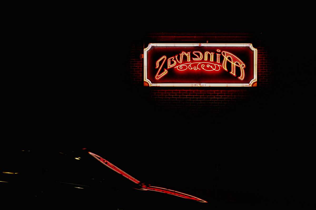 sioux falls turned on red Minervas neonlight united state